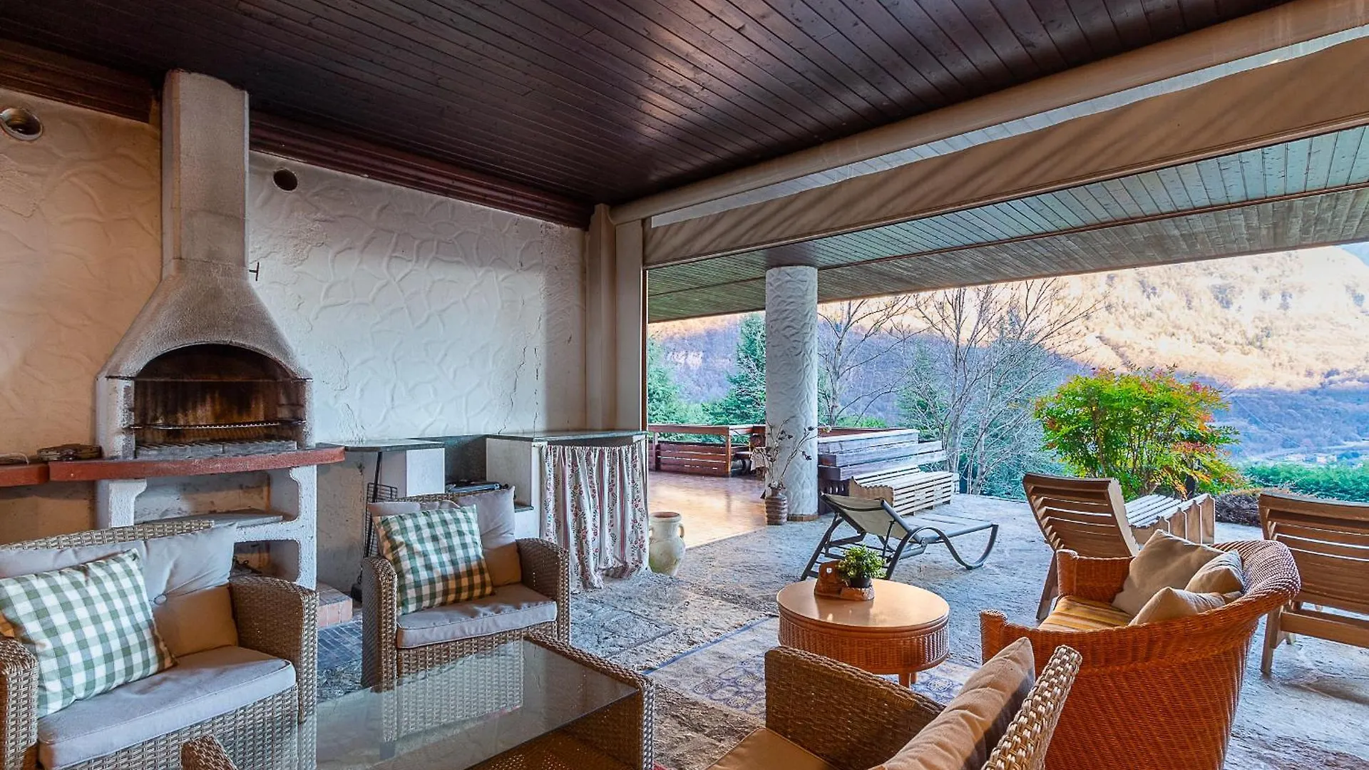 Villa Mazzucco contacts